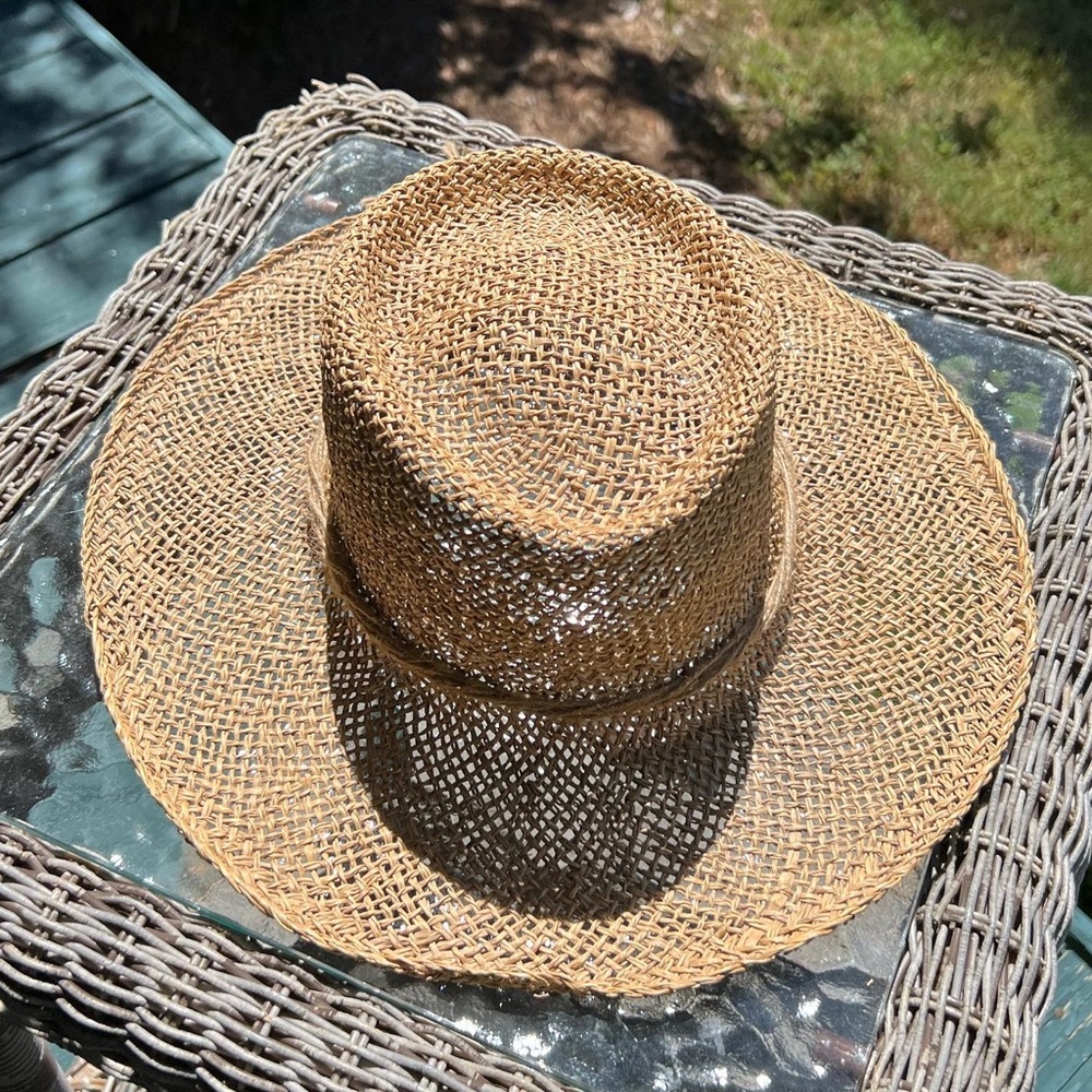 Straw hat - Picture 2 of 3